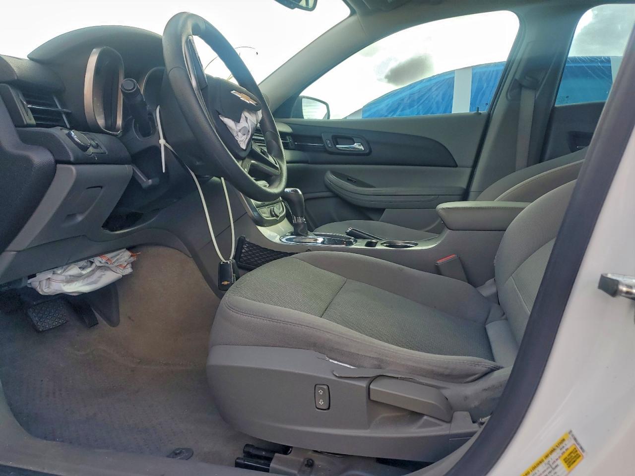 2014 CHEVROLET MALIBU LS photo 7