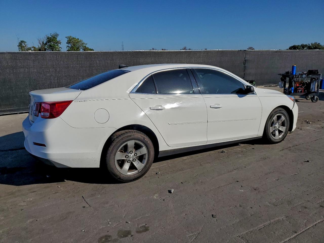 2014 CHEVROLET MALIBU LS photo 3