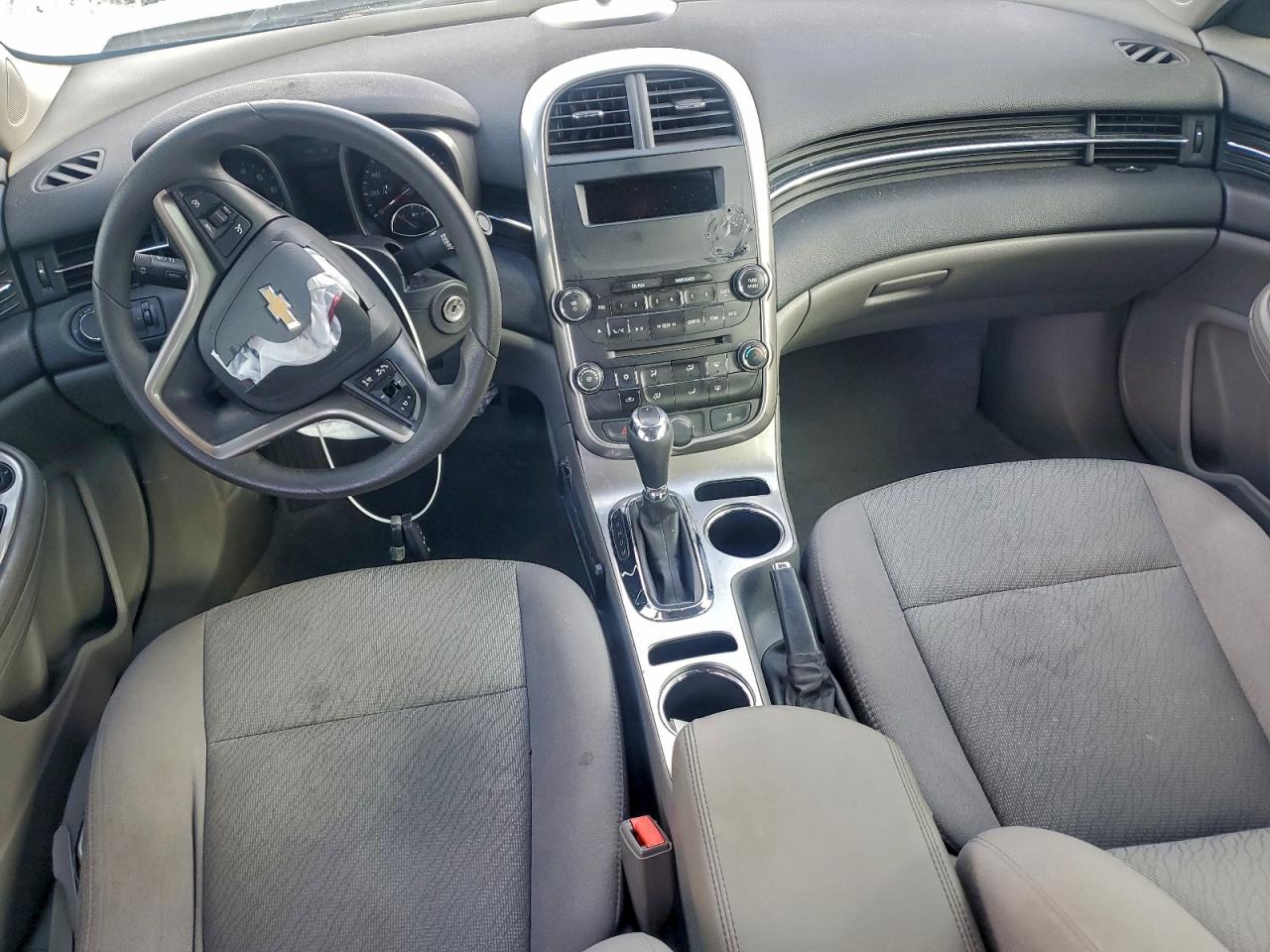 2014 CHEVROLET MALIBU LS photo 8
