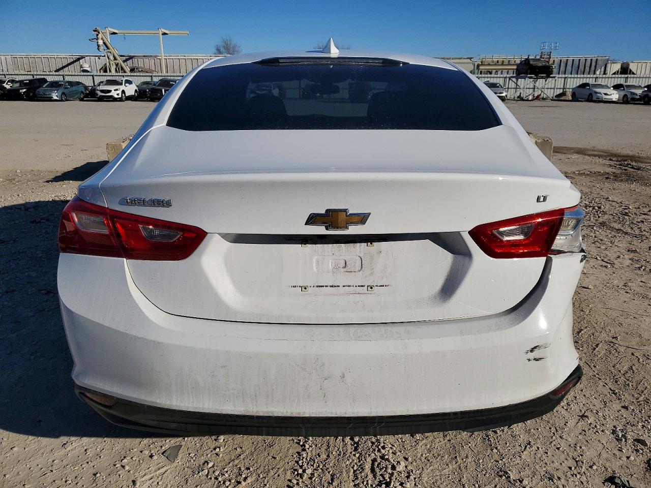 2018 CHEVROLET MALIBU LT photo 6