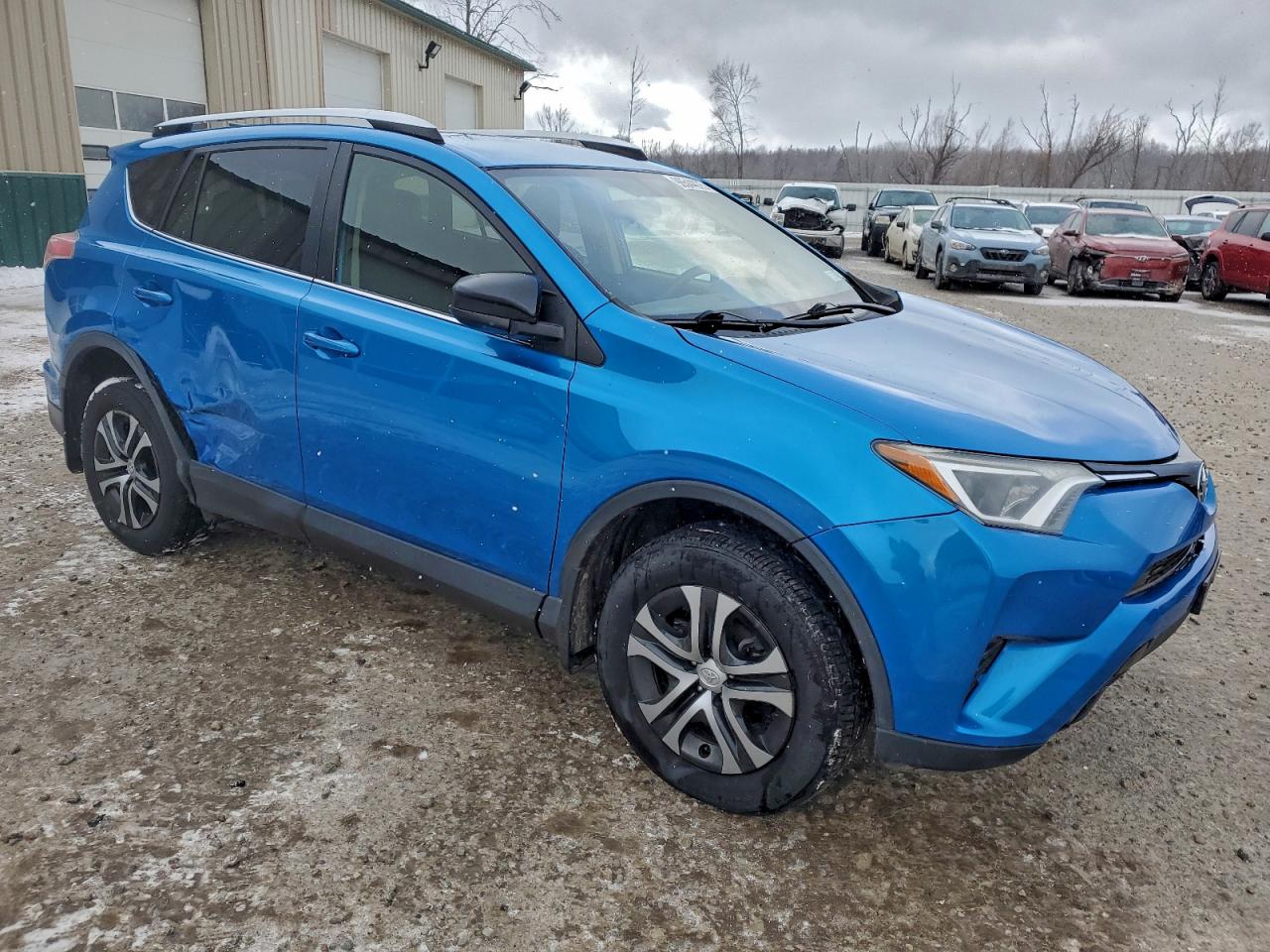 2016 TOYOTA RAV4 LE photo 4
