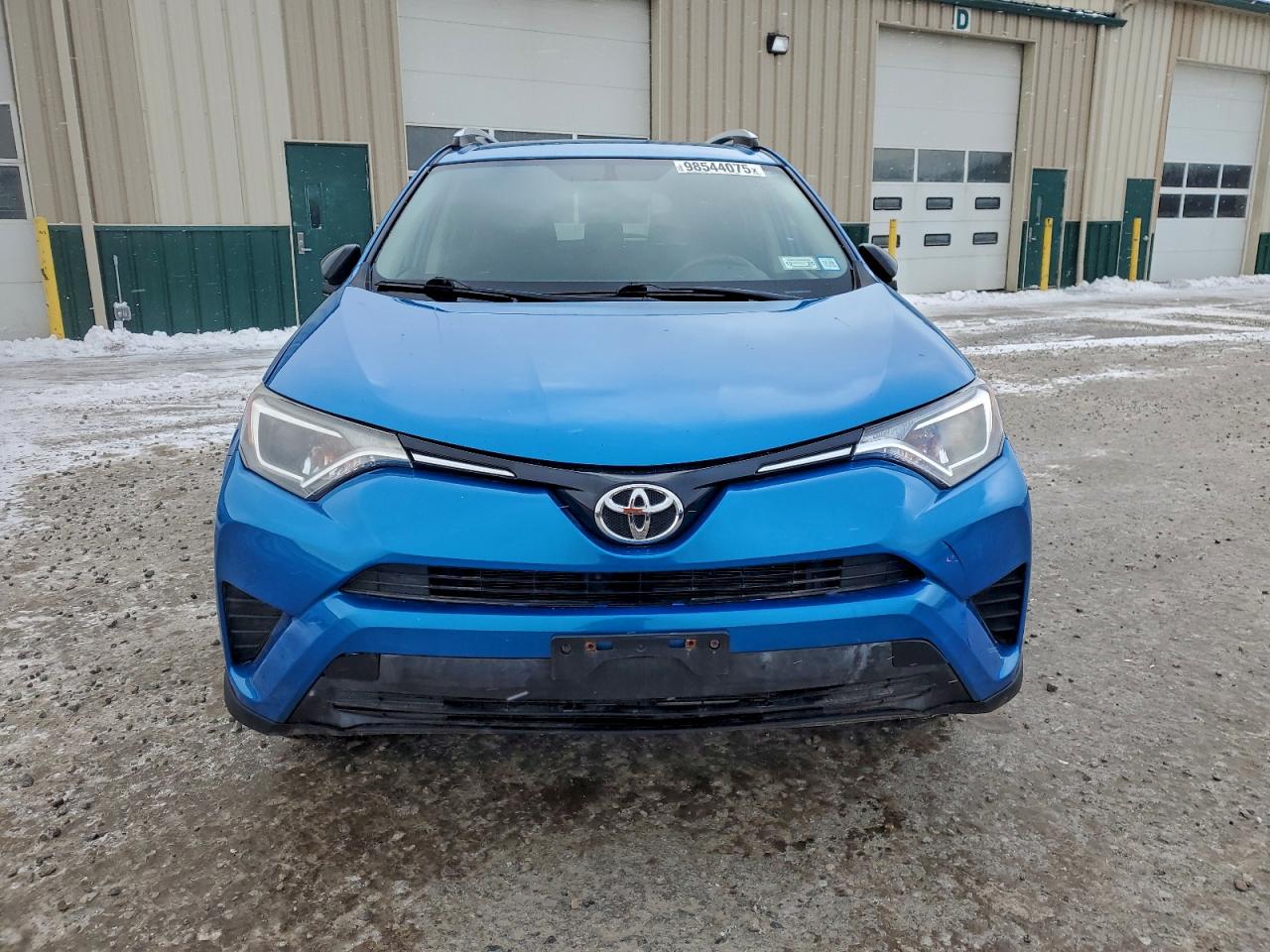 2016 TOYOTA RAV4 LE photo 5