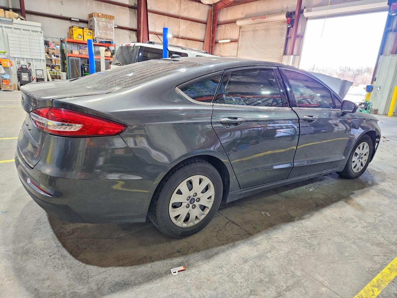 2019 FORD FUSION S photo 5
