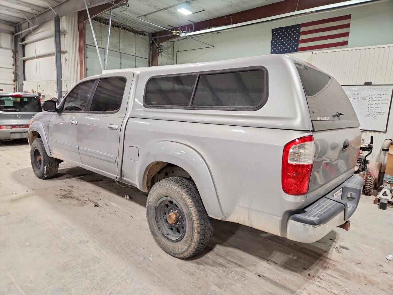 2006 TOYOTA TUNDRA DOUBLE CAB SR5 photo 2