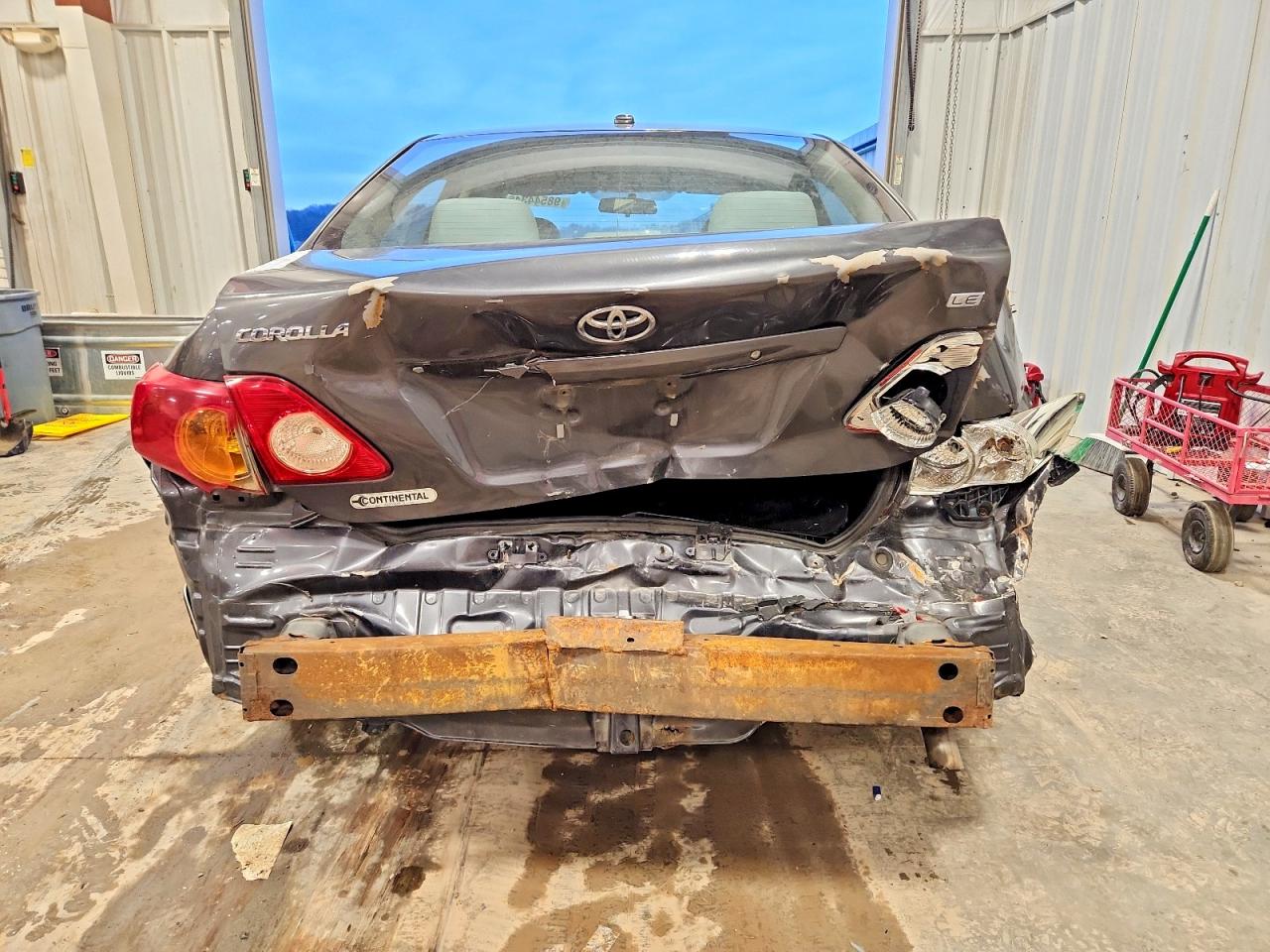 2010 TOYOTA COROLLA BASE photo 16