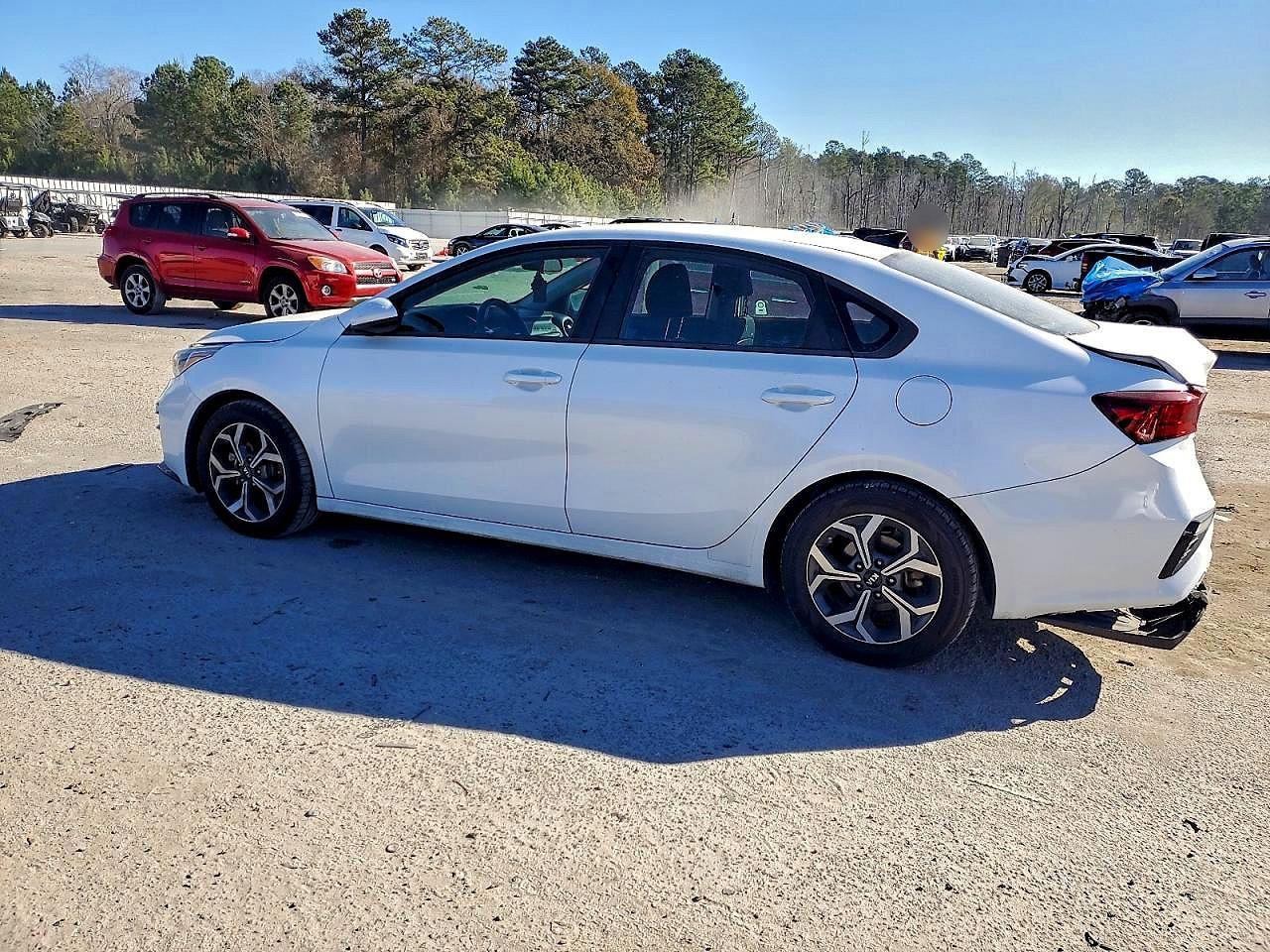 2021 KIA FORTE FE photo 2