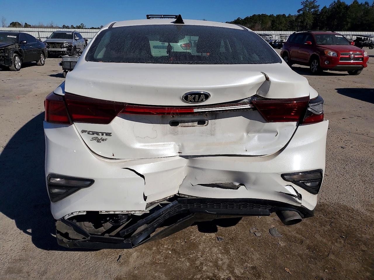 2021 KIA FORTE FE photo 6
