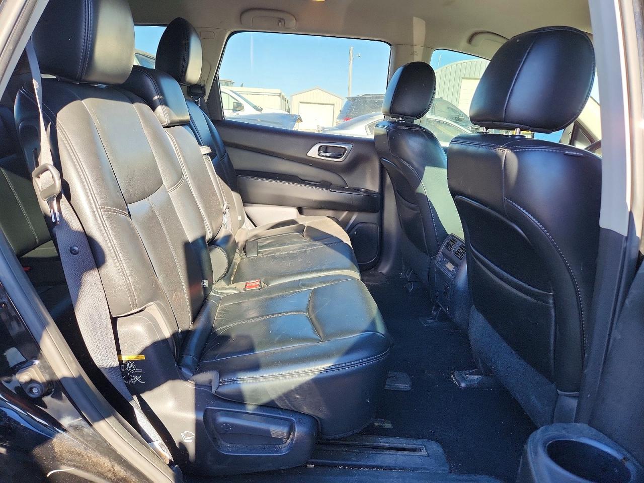 2017 NISSAN PATHFINDER S photo 11