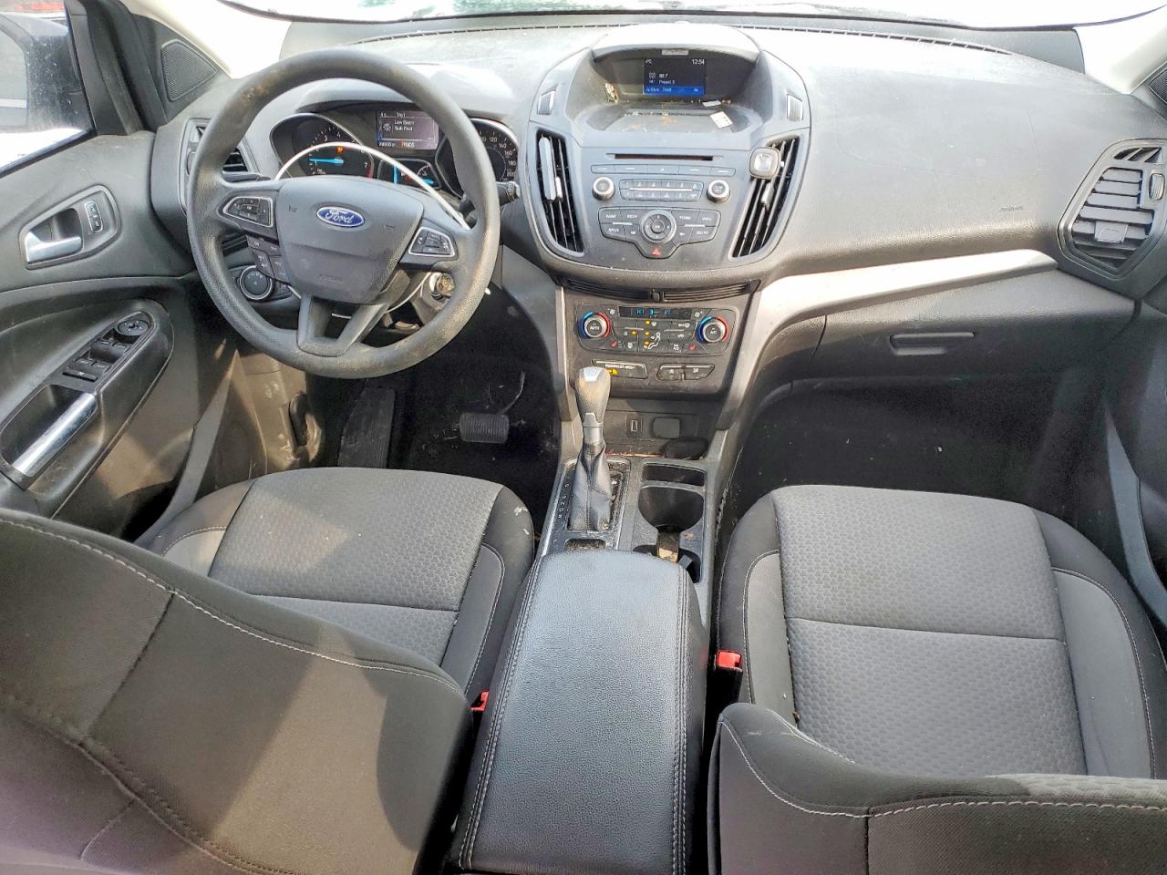 2017 FORD ESCAPE SE photo 8