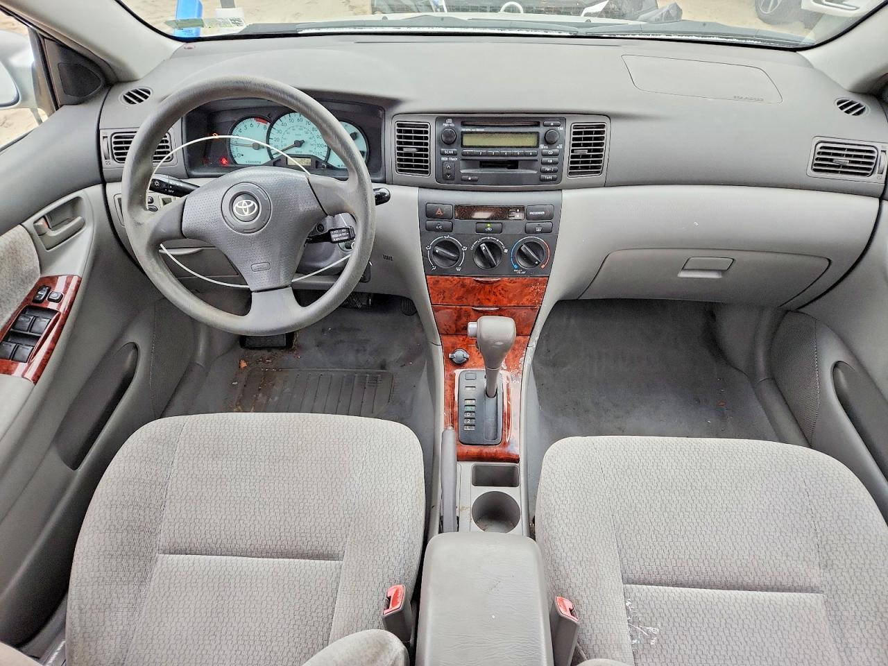 2004 TOYOTA COROLLA CE photo 15