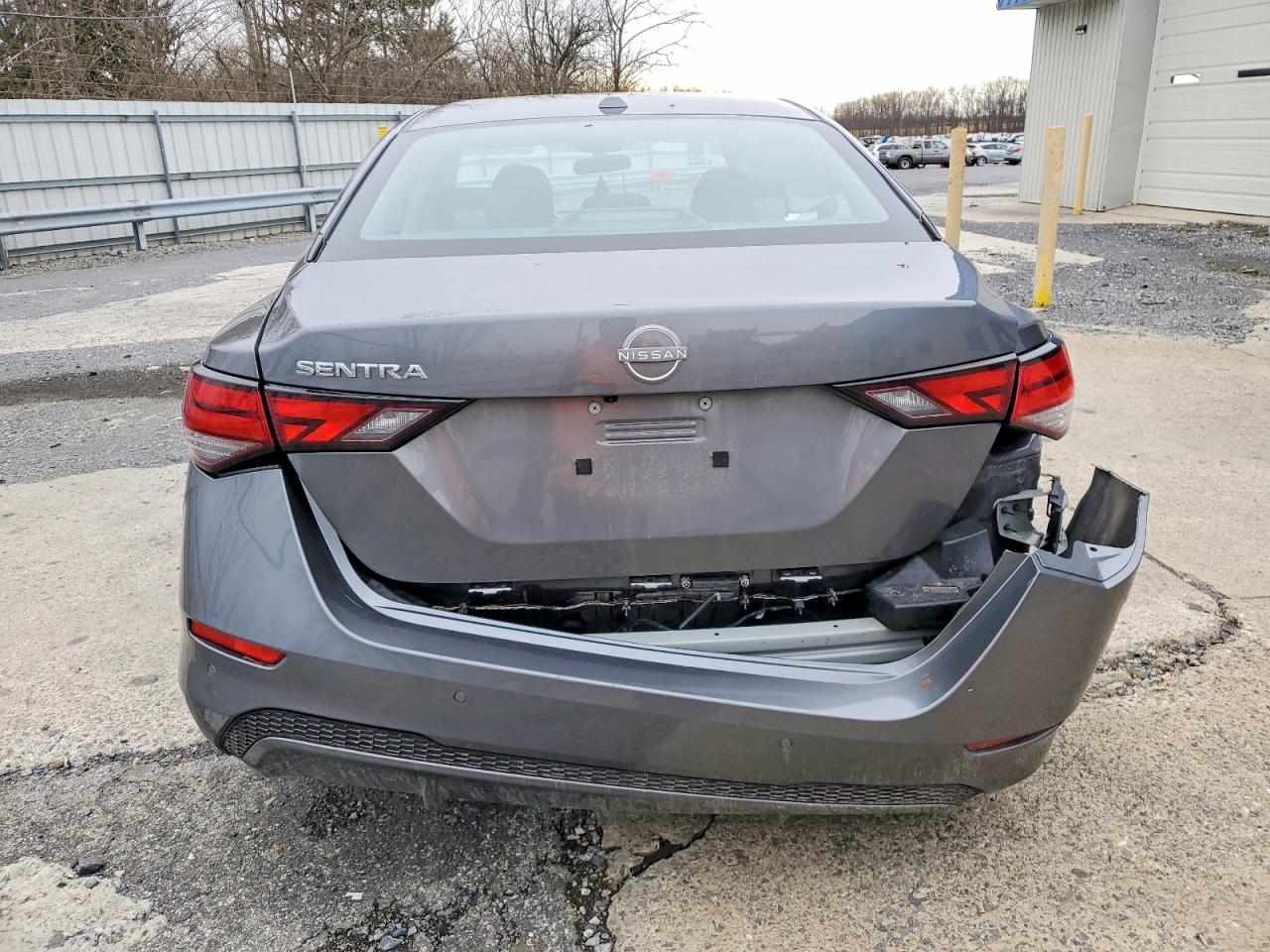 2025 NISSAN SENTRA SV photo 6