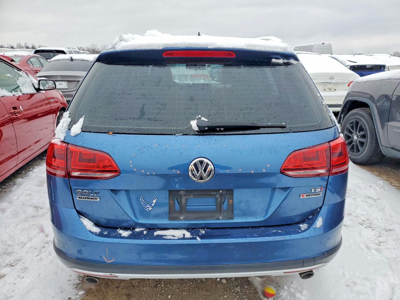 2017 VOLKSWAGEN GOLF ALLTRACK S photo 11