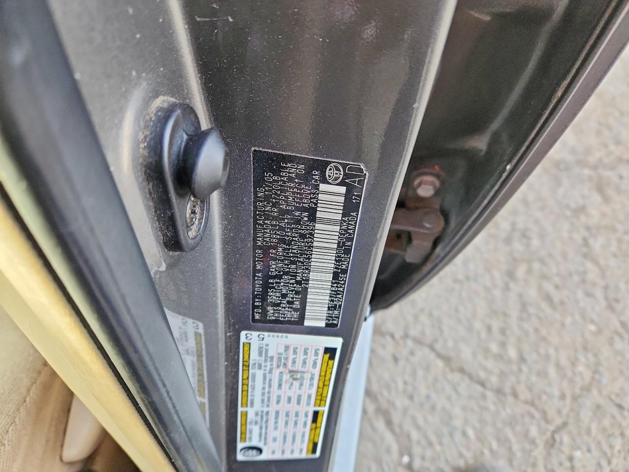 2006 TOYOTA COROLLA CE photo 12