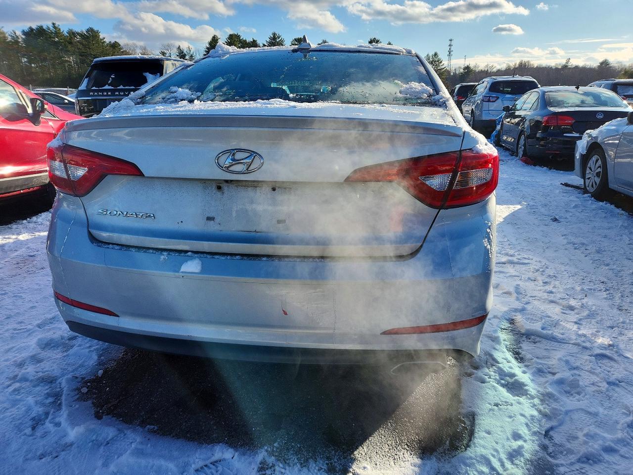 2015 HYUNDAI SONATA SE photo 11