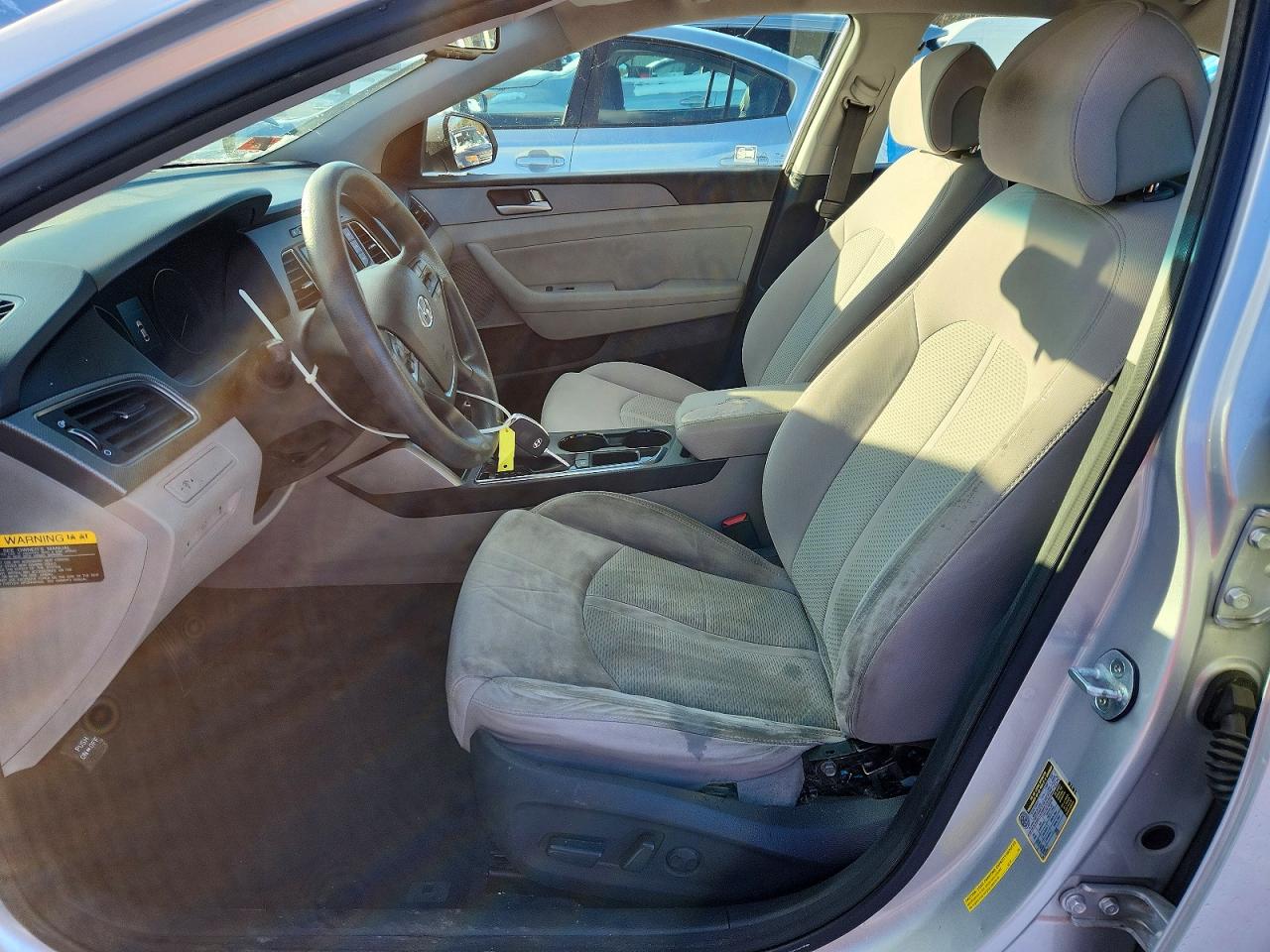 2015 HYUNDAI SONATA SE photo 13