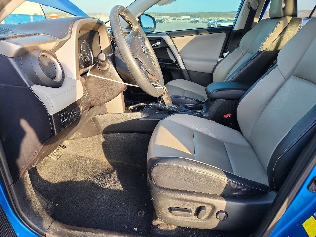 2016 TOYOTA RAV4 LIMITED photo 7