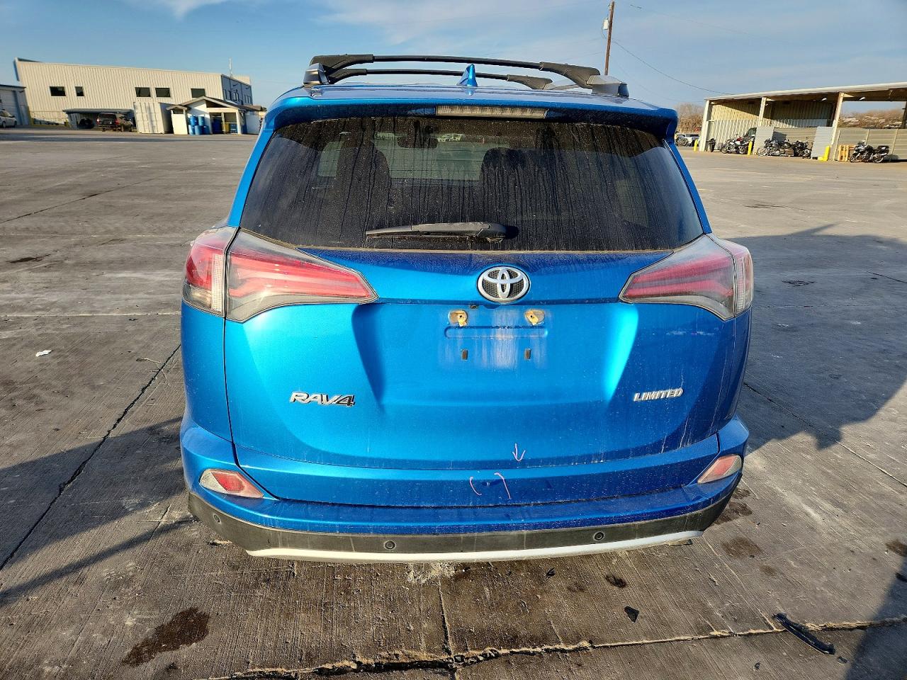2016 TOYOTA RAV4 LIMITED photo 6