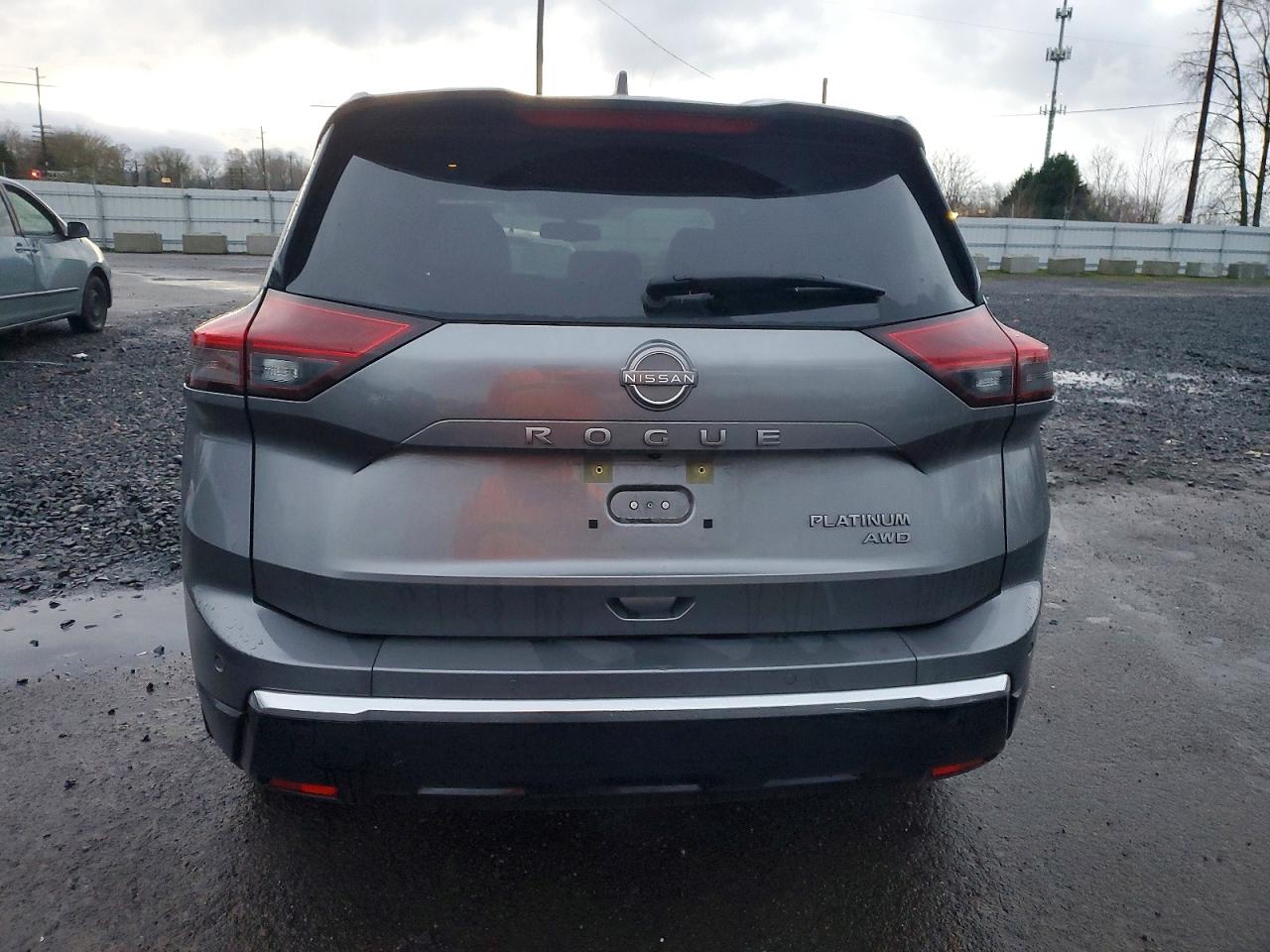 2024 NISSAN ROGUE PLATINUM photo 6