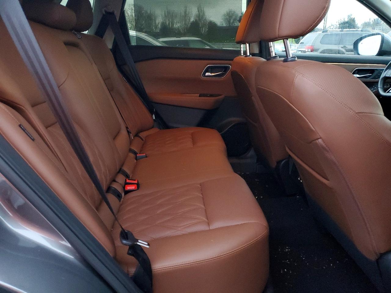 2024 NISSAN ROGUE PLATINUM photo 10