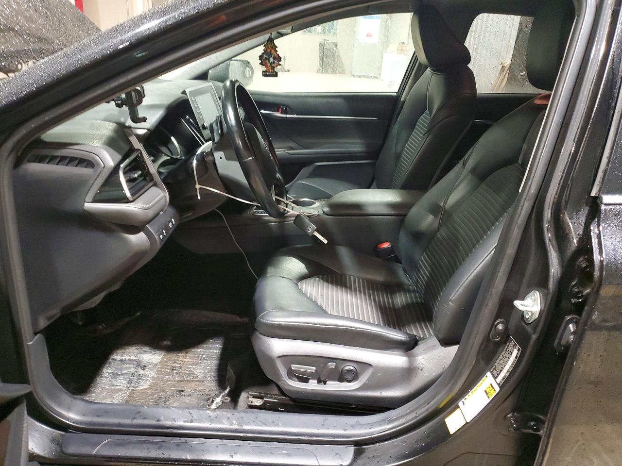 2021 TOYOTA CAMRY SE photo 7