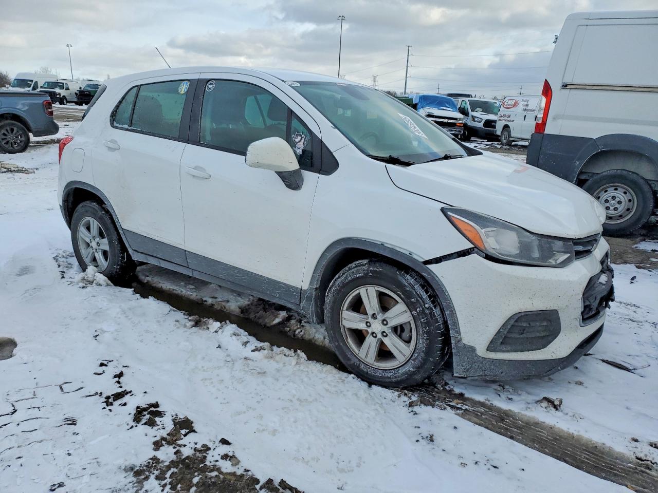 2019 CHEVROLET TRAX LS photo 4