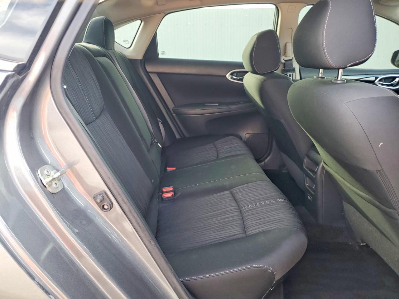 2017 NISSAN SENTRA S photo 19
