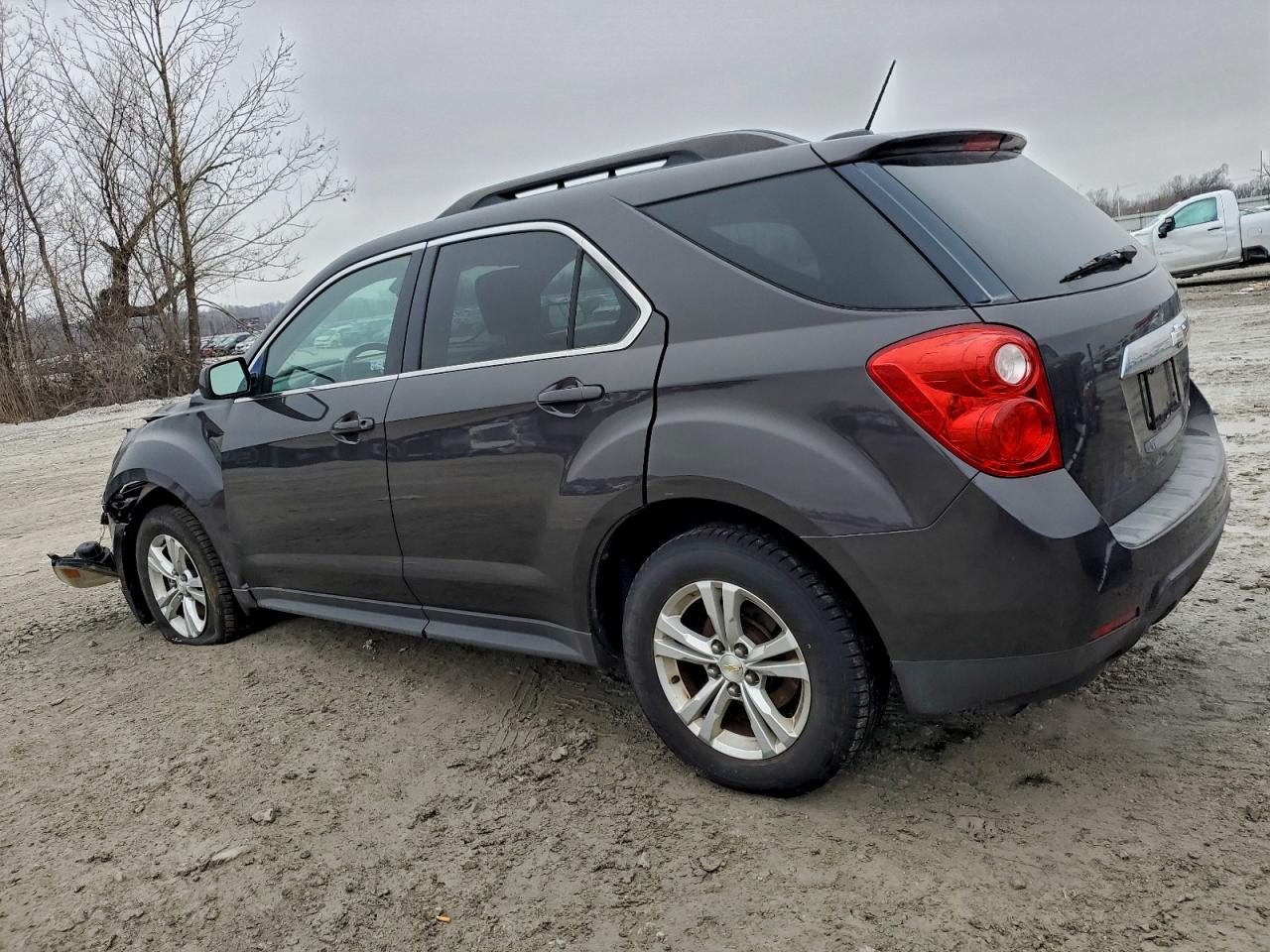 2015 CHEVROLET EQUINOX LT photo 2