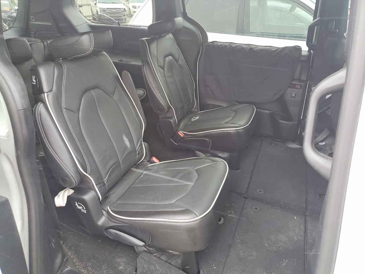 2023 CHRYSLER PACIFICA LIMITED photo 11