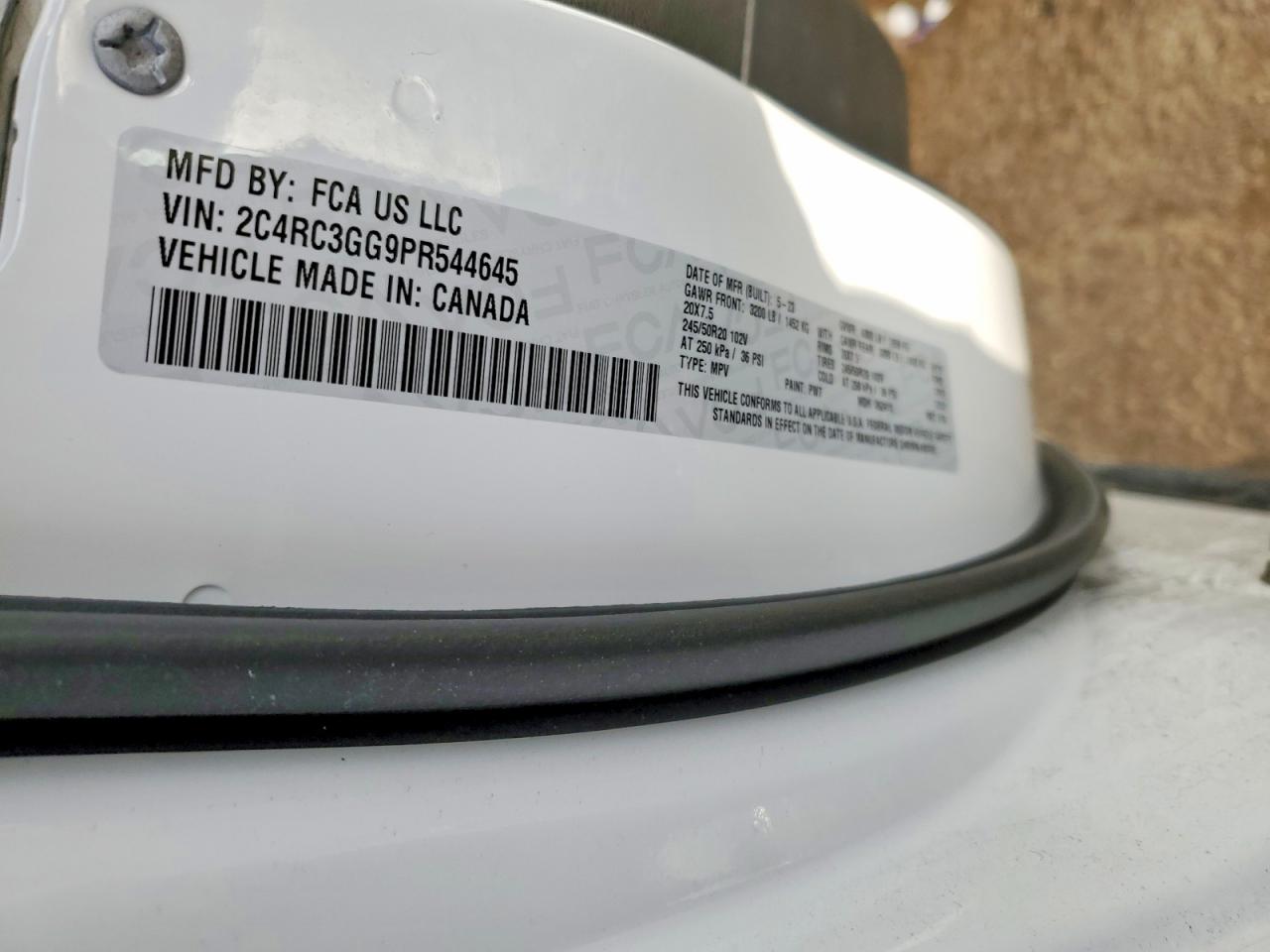 2023 CHRYSLER PACIFICA LIMITED photo 13