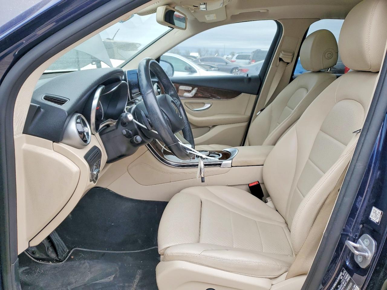 2017 MERCEDES-BENZ GLC 300 photo 7