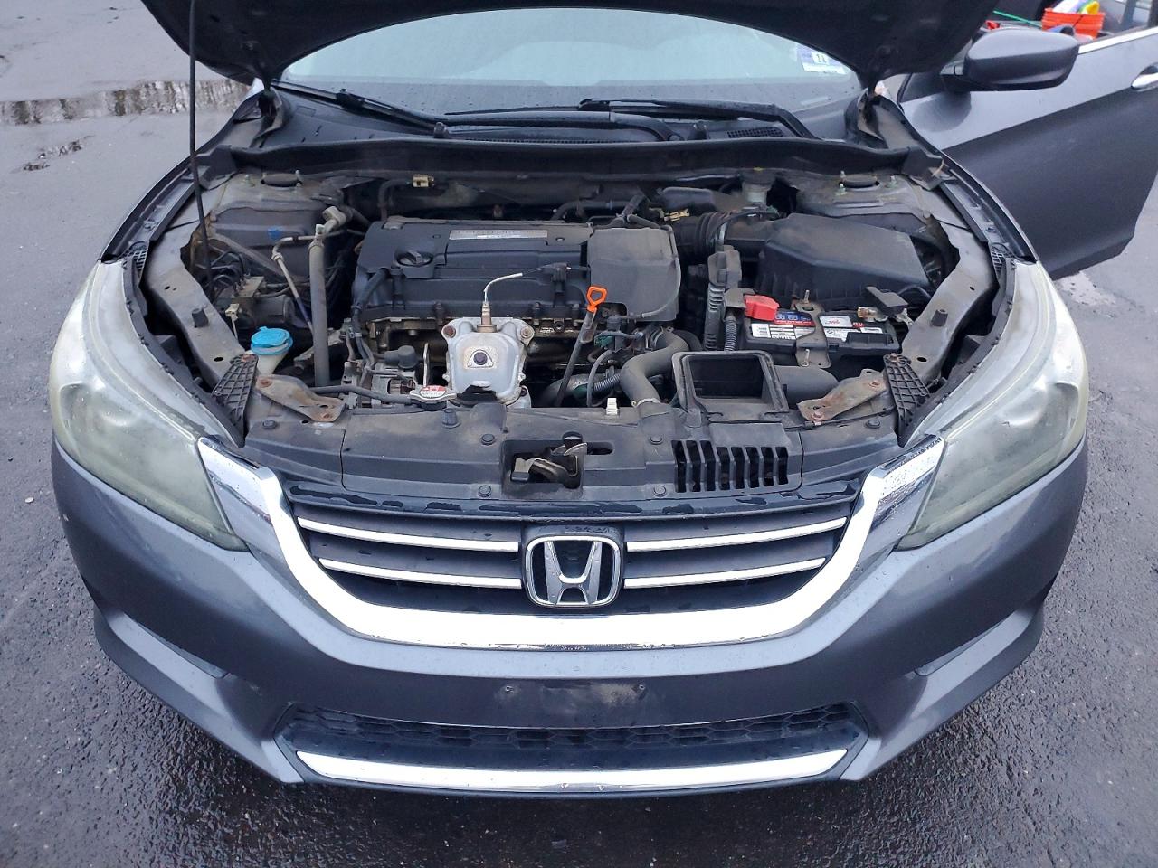 2015 HONDA ACCORD LX photo 21