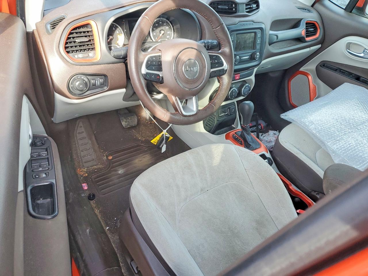 2017 JEEP RENEGADE LATITUDE photo 15