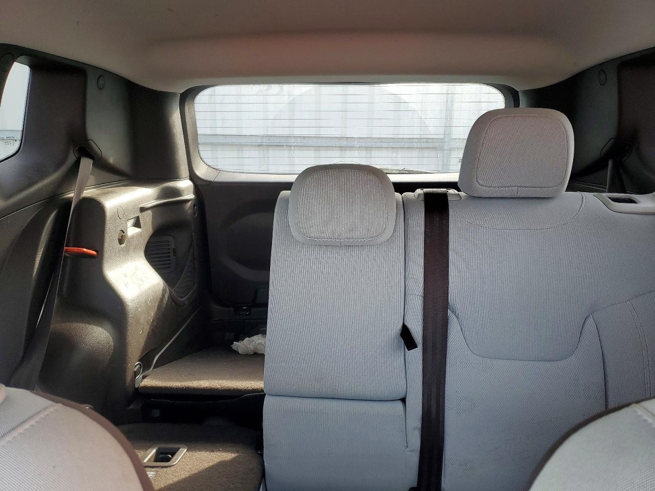 2017 JEEP RENEGADE LATITUDE photo 19