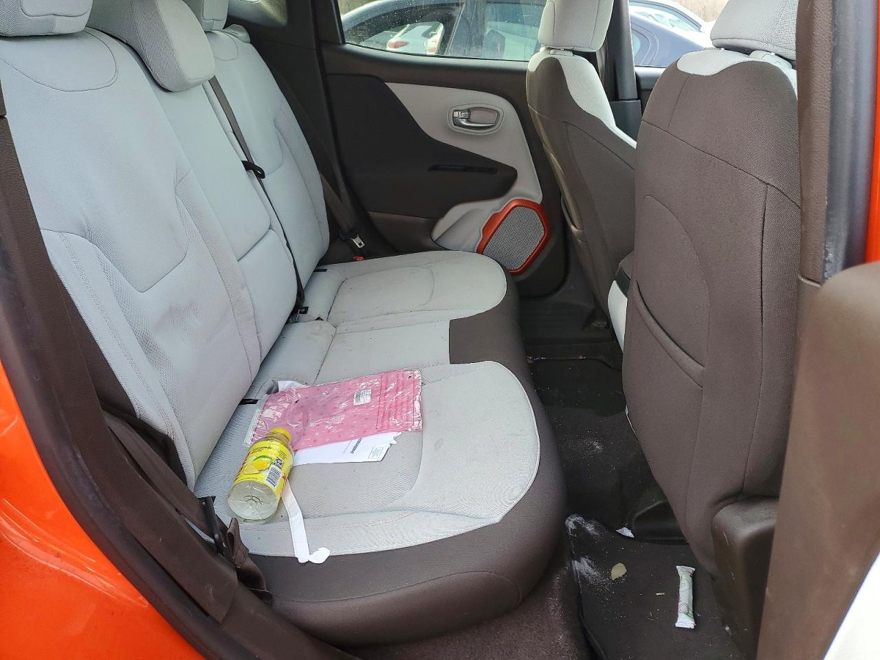 2017 JEEP RENEGADE LATITUDE photo 21