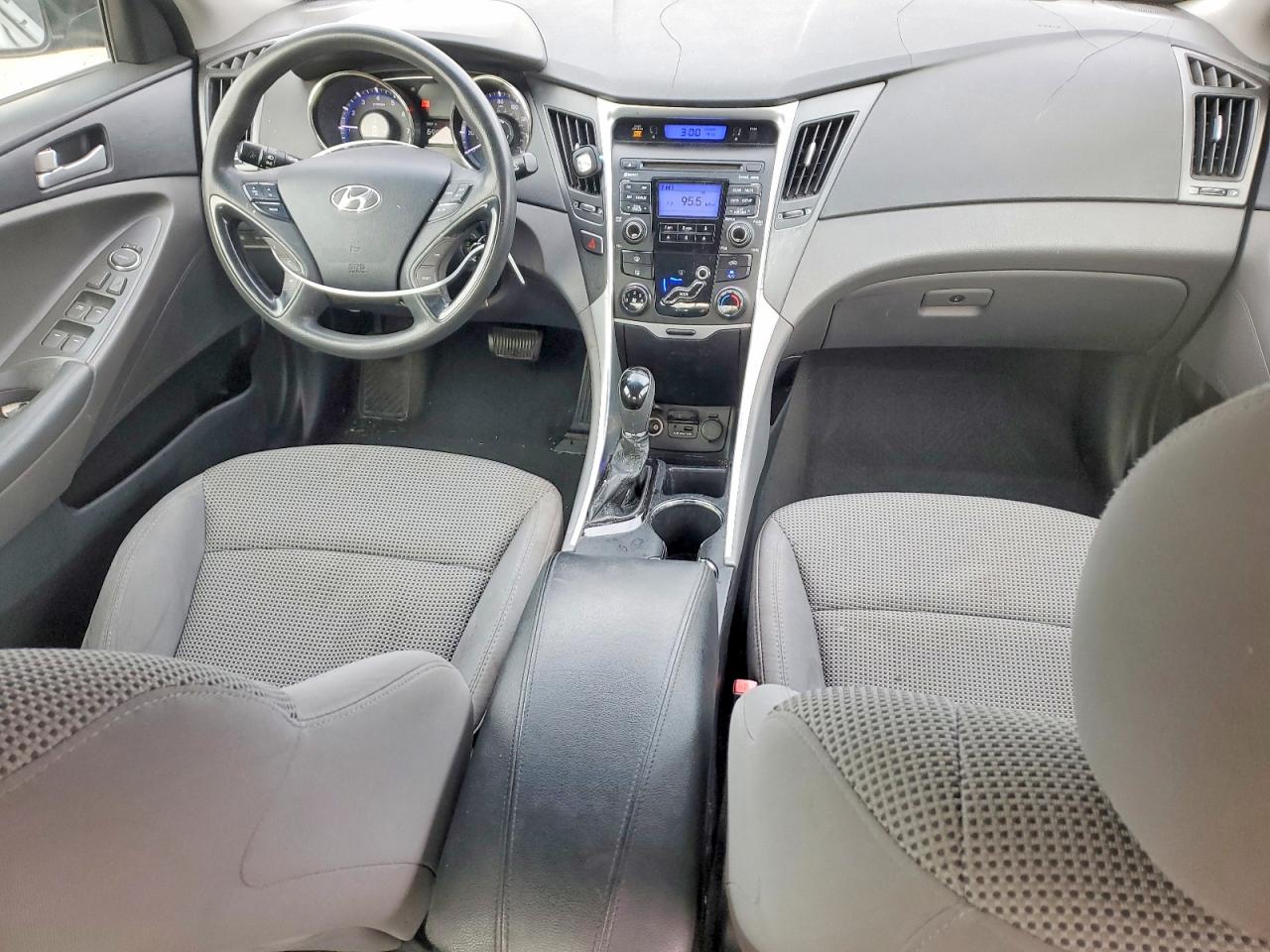 2011 HYUNDAI SONATA GLS photo 8