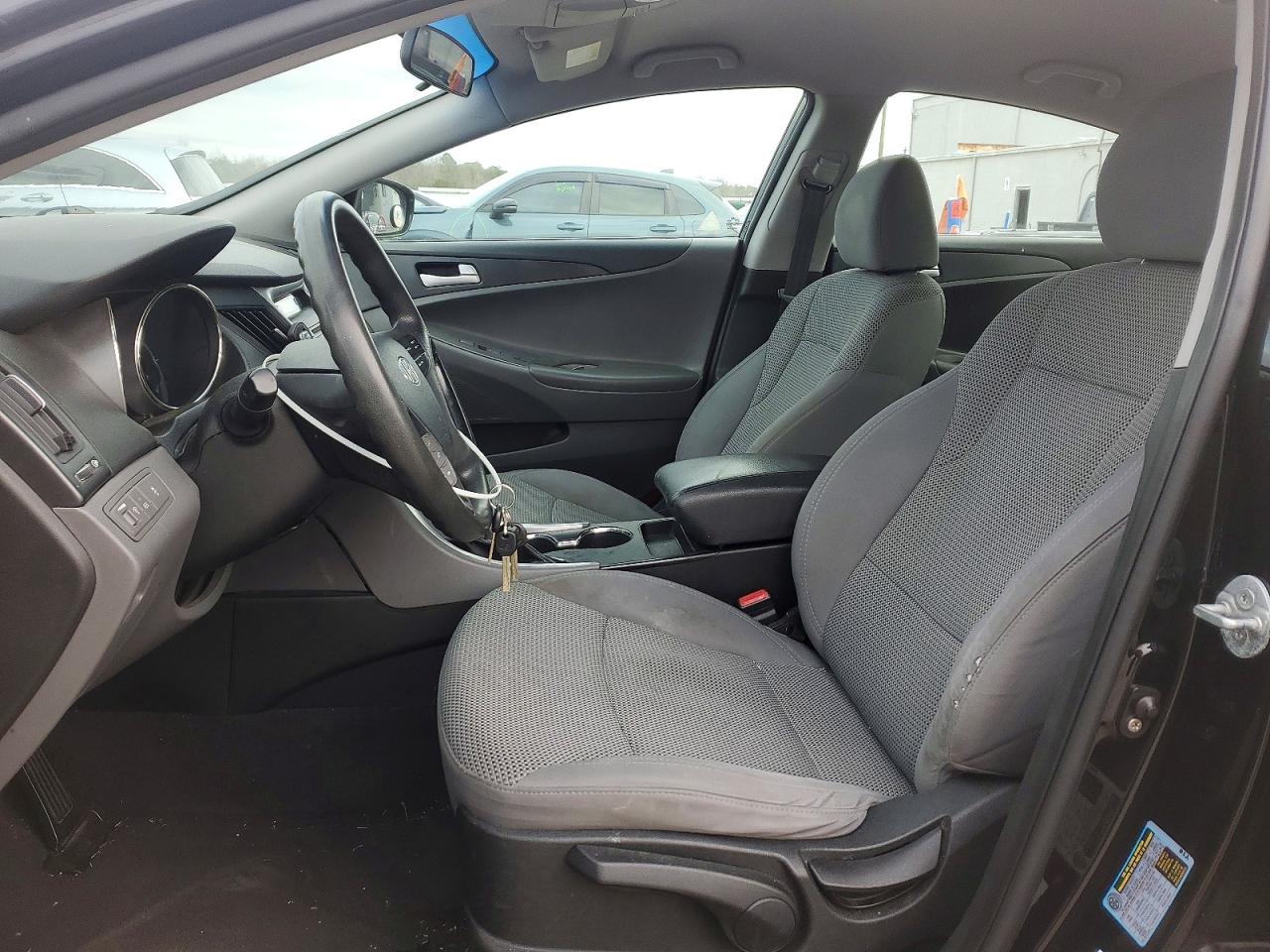 2011 HYUNDAI SONATA GLS photo 7