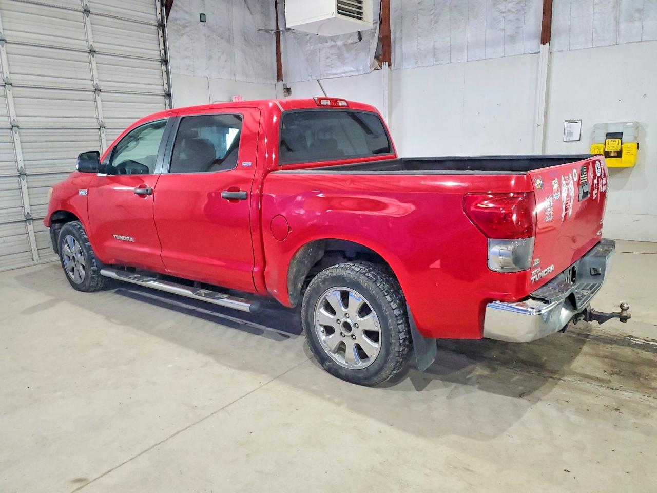2008 TOYOTA TUNDRA CREWMAX photo 2
