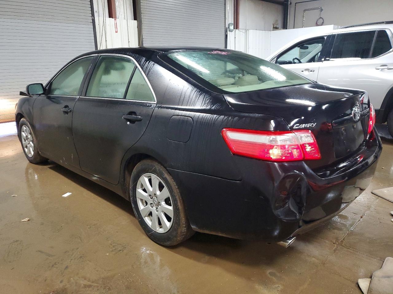 2007 TOYOTA CAMRY XLE V6 photo 2