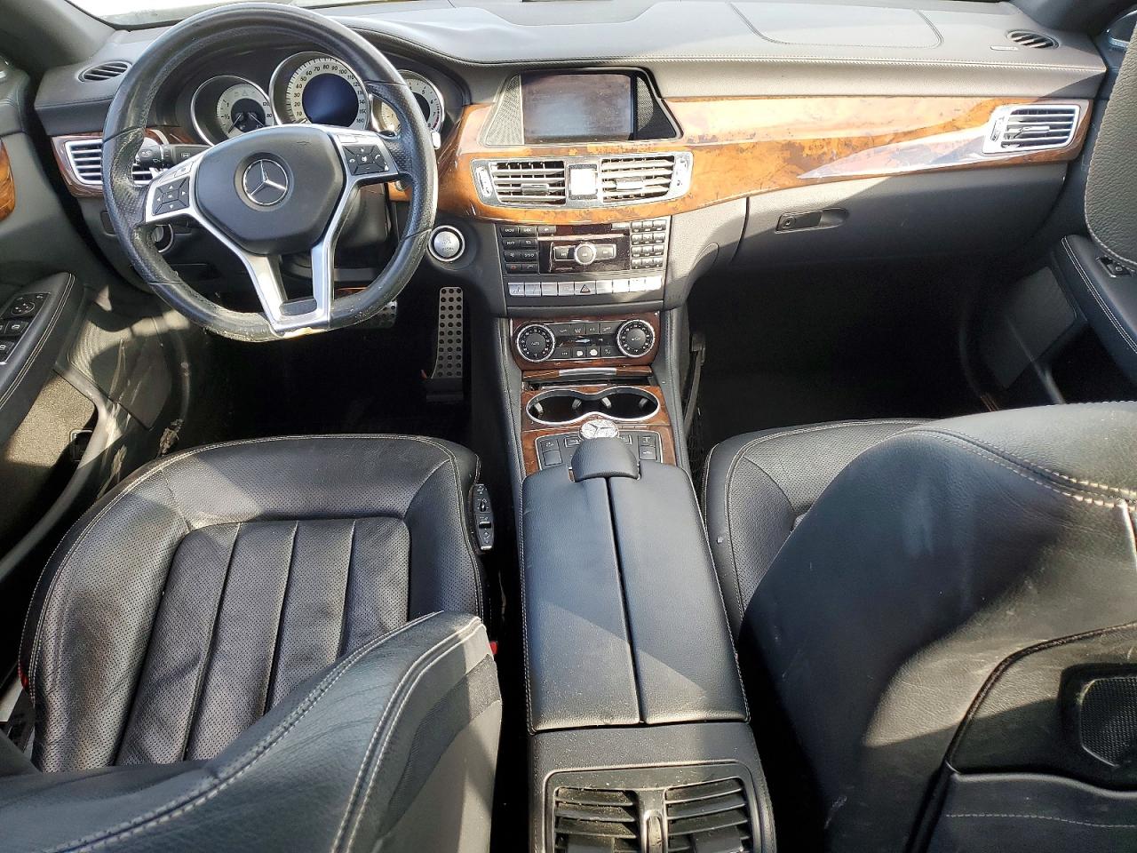 2013 MERCEDES-BENZ CLS 550 4MATIC photo 8