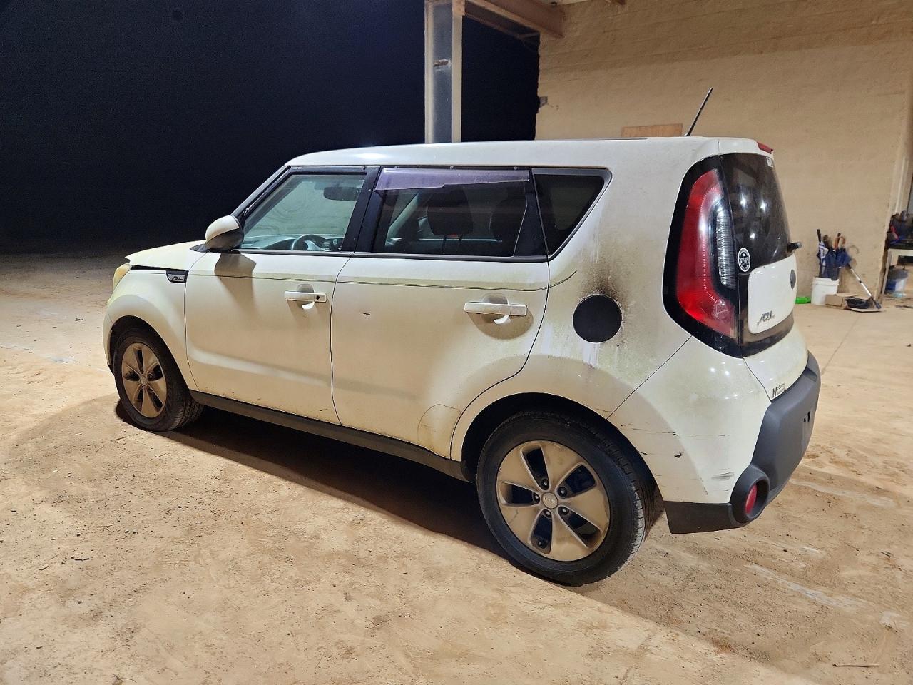 2015 KIA SOUL photo 2