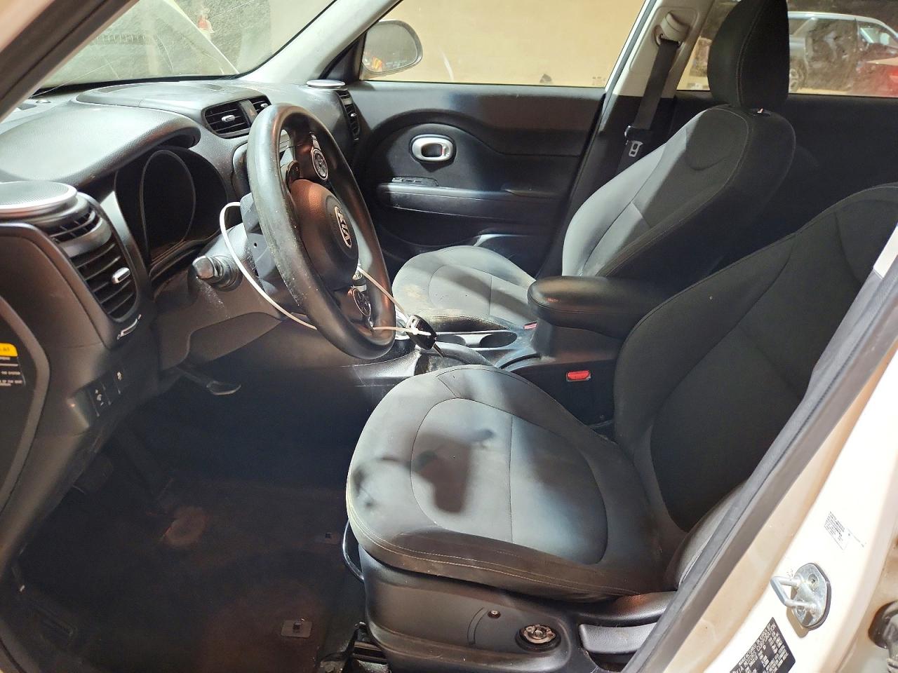 2015 KIA SOUL photo 7