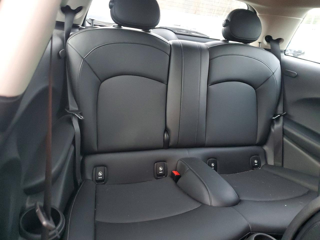 2019 MINI COOPER photo 19