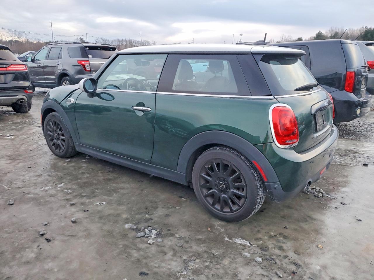 2019 MINI COOPER photo 3