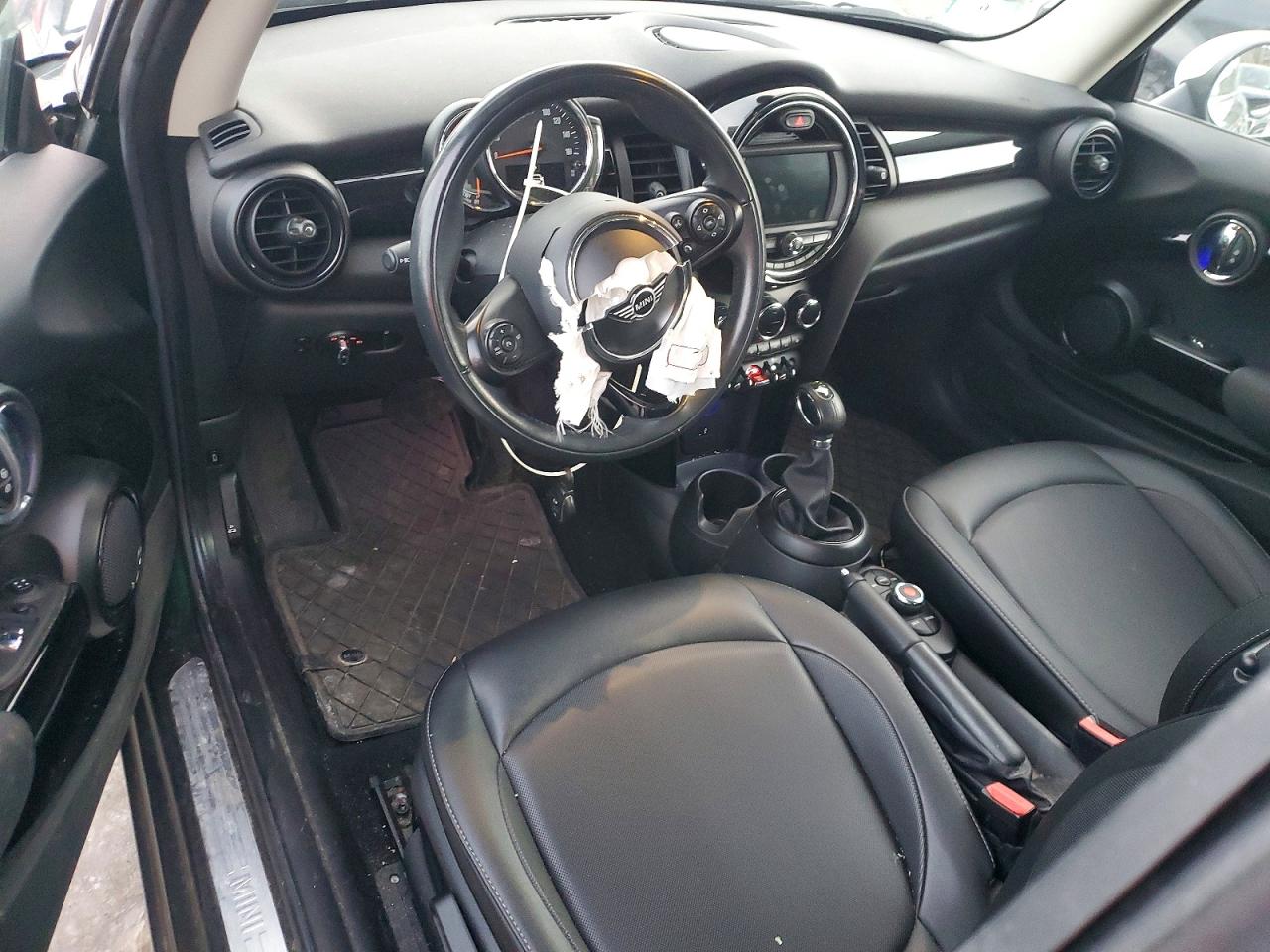 2019 MINI COOPER photo 15