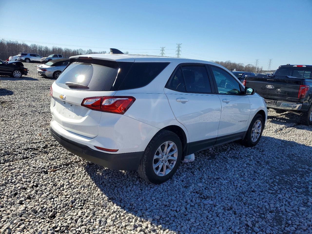 2020 CHEVROLET EQUINOX LS photo 3