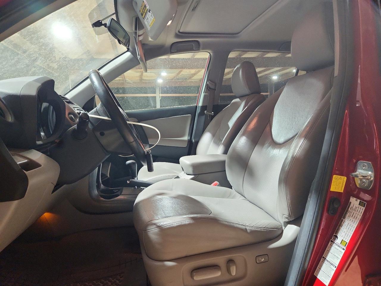 2012 TOYOTA RAV4 LIMITED photo 7