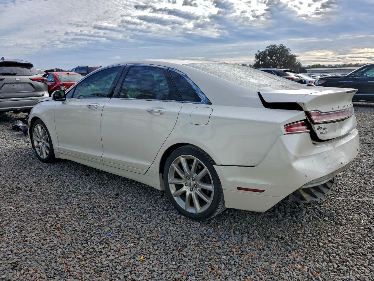 2014 LINCOLN MKZ photo 2