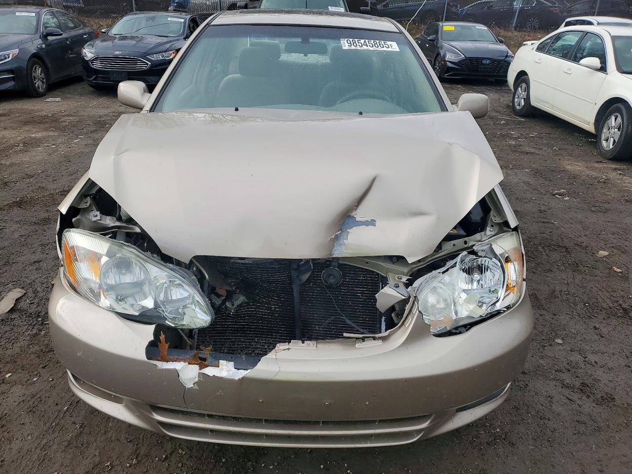2004 TOYOTA COROLLA CE photo 11