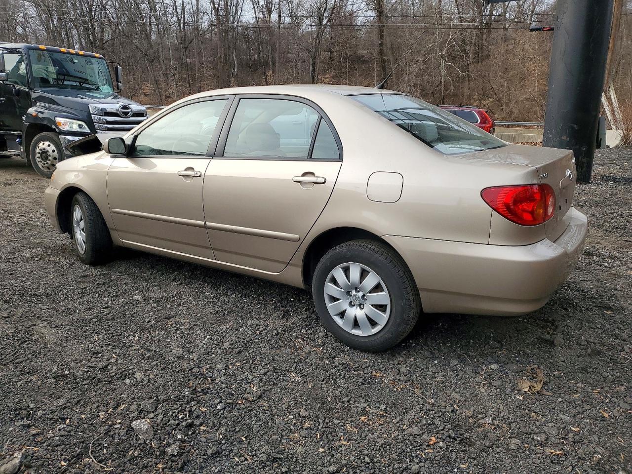 2004 TOYOTA COROLLA CE photo 2