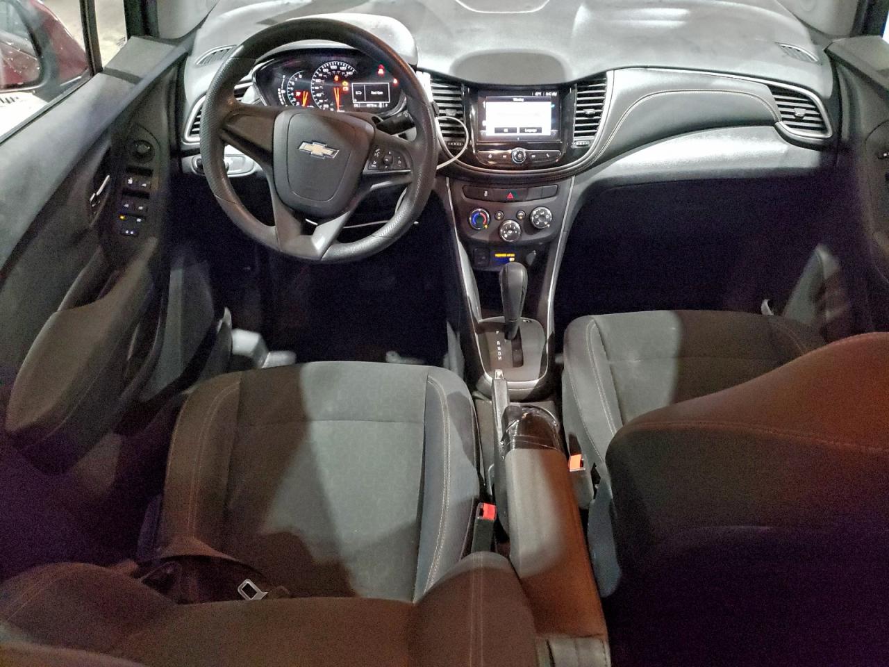 2017 CHEVROLET TRAX LS photo 22